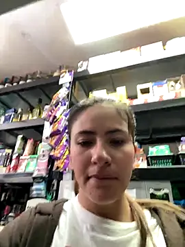 Andrea18 blonde online show from October 24, 2025, 2:05 pm