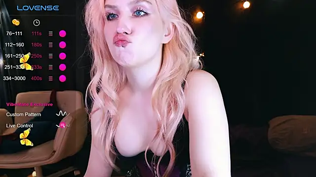 Snapshot of Bibi_Iva chatting on June 23, 2026, 5:33 pm Bibi Iva online show from June 23, 2026, 5:33 pm