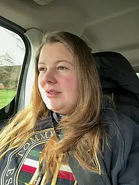 Lars-Lola online show from March 8, 2026, 9:45 am