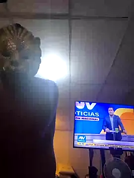 Snapshot of rodos chatting on February 3, 2025, 11:42 am rodos online show from February 3, 2025, 11:42 am