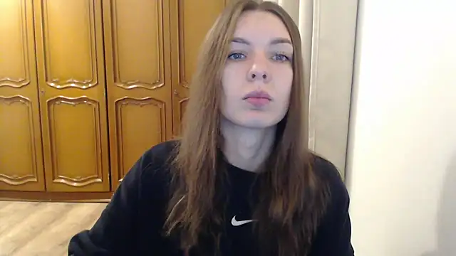 Snapshot of aurora_lust chatting on November 19, 2025, 6:24 am aurora lust online show from November 19, 2025, 6:24 am