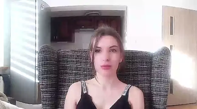 Snapshot of aurora_lust chatting on March 5, 2025, 2:34 pm aurora lust online show from March 5, 2025, 2:34 pm