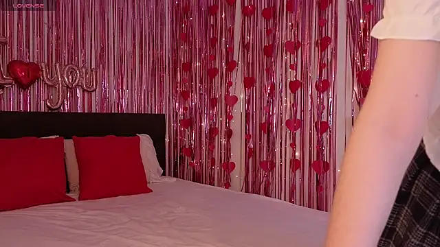 Snapshot of Lora_Rosee chatting on April 5, 2026, 2:24 pm Lora Rosee online show from April 5, 2026, 2:24 pm