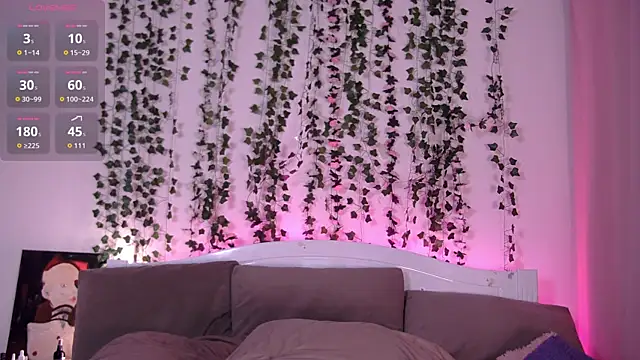 Kellybbface online show from October 18, 2025, 3:30 am