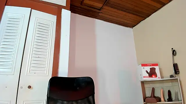 Violetta 0 online show from October 16, 2025, 12:46 pm