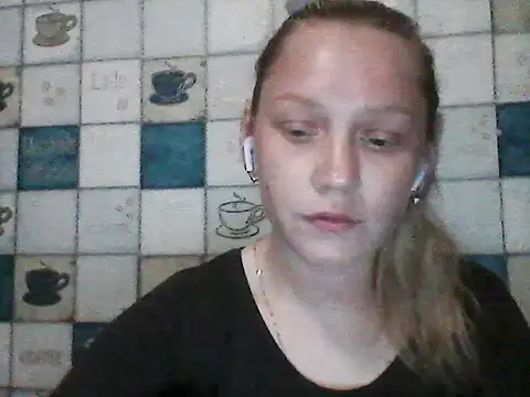 Snapshot of Anna_wey chatting on May 7, 2026, 6:55 pm Anna wey online show from May 7, 2026, 6:55 pm