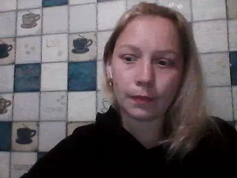 Snapshot of Anna_wey chatting on April 18, 2026, 7:07 pm Anna wey online show from April 18, 2026, 7:07 pm