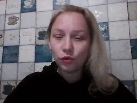 Snapshot of Anna_wey chatting on April 18, 2026, 5:59 pm Anna wey online show from April 18, 2026, 5:59 pm