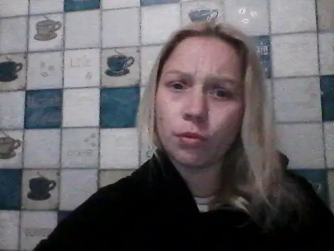 Snapshot of Anna_wey chatting on April 16, 2026, 9:39 pm Anna wey online show from April 16, 2026, 9:39 pm