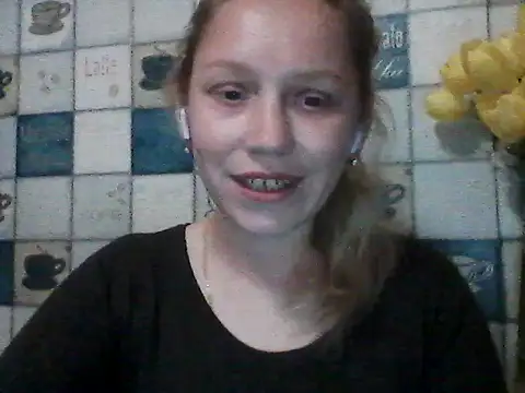 Snapshot of Anna_wey chatting on May 12, 2026, 6:36 pm Anna wey online show from May 12, 2026, 6:36 pm