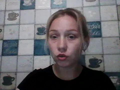 Snapshot of Anna_wey chatting on July 14, 2026, 6:58 pm Anna wey online show from July 14, 2026, 6:58 pm