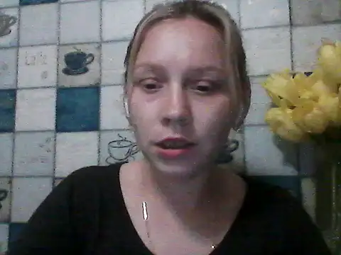 Snapshot of Anna_wey chatting on May 17, 2026, 7:14 pm Anna wey online show from May 17, 2026, 7:14 pm