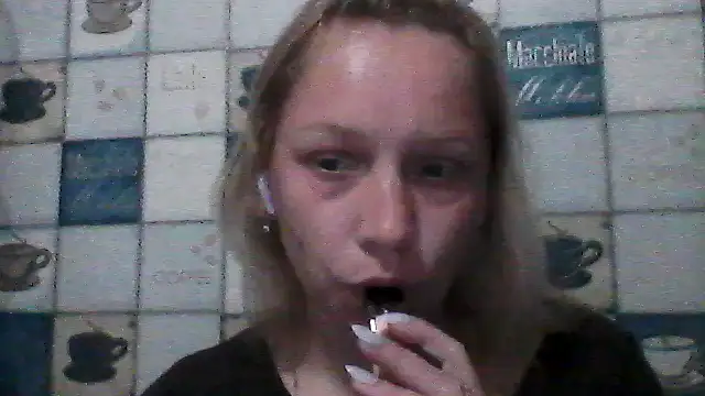 Snapshot of Anna_wey chatting on May 6, 2026, 6:45 pm Anna wey online show from May 6, 2026, 6:45 pm