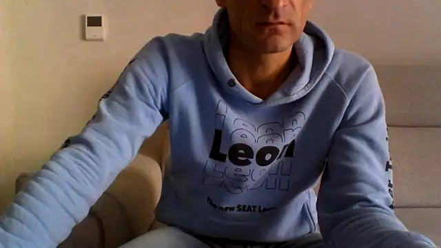 ANGELSANTAMARIA- online show from October 10, 2025, 12:17 pm