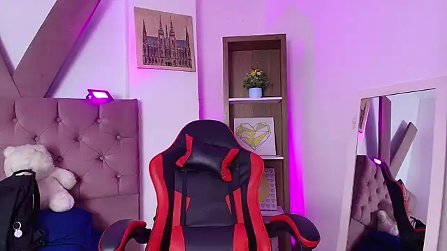 PepperTwink online show from March 29, 2026, 1:02 pm