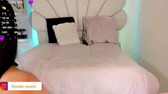 Danielaangelina online show from October 15, 2025, 6:11 am