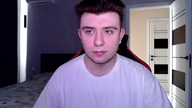 honey furry online show from March 16, 2026, 6:39 am