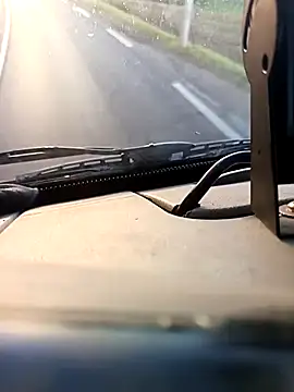 Dam70 online show from September 15, 2025, 5:41 am