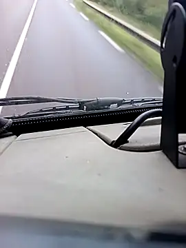 Dam70 online show from September 11, 2025, 5:29 am