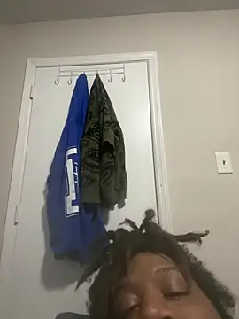 nofacenokase21 online show from March 11, 2025, 8:19 am