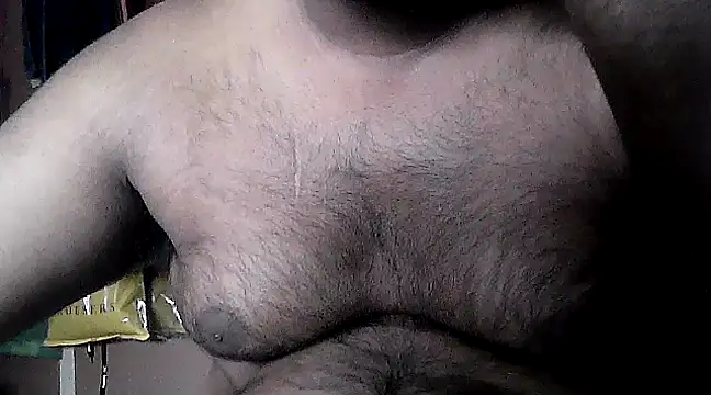 Snapshot of lucky___2 chatting on February 19, 2025, 6:33 am lucky 2 online show from February 19, 2025, 6:33 am