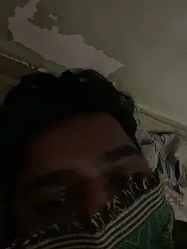 Snapshot of lucky___2 chatting on February 2, 2025, 5:15 pm lucky 2 online show from February 2, 2025, 5:15 pm