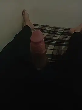 Snapshot of DeratedP chatting on November 1, 2025, 8:30 am DeratedP online show from November 1, 2025, 8:30 am