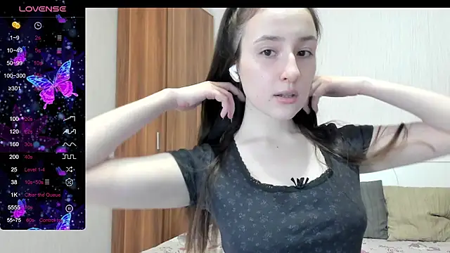 Snapshot of Cute__Nana chatting on December 14, 2025, 11:16 am Cute Nana online show from December 14, 2025, 11:16 am