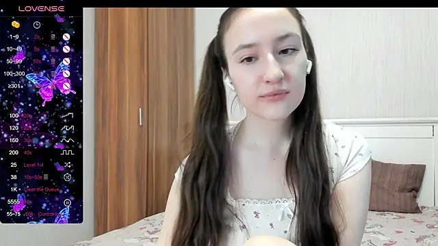 Snapshot of Cute__Nana chatting on November 18, 2025, 2:27 am Cute Nana online show from November 18, 2025, 2:27 am