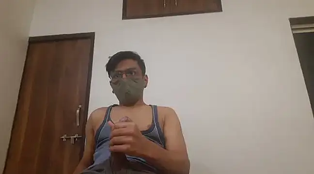 Snapshot of kk77102 chatting on February 4, 2025, 5:45 pm kk77102 online show from February 4, 2025, 5:45 pm