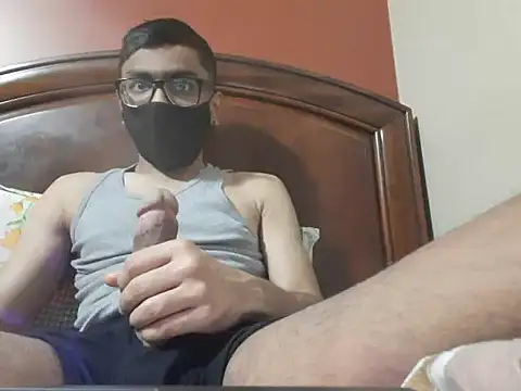 Snapshot of kk77102 chatting on January 12, 2026, 9:27 am kk77102 online show from January 12, 2026, 9:27 am