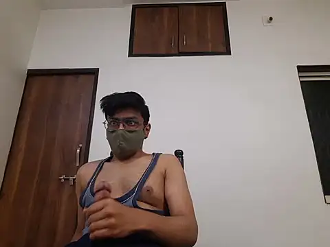 Snapshot of kk77102 chatting on February 10, 2025, 6:03 pm kk77102 online show from February 10, 2025, 6:03 pm