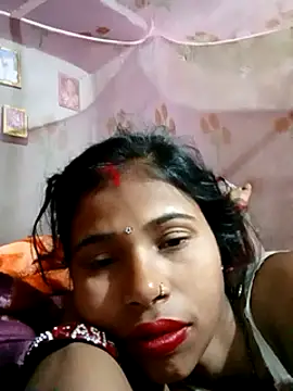 Snapshot of Miss_triha chatting on February 26, 2025, 9:31 pm Miss triha online show from February 26, 2025, 9:31 pm