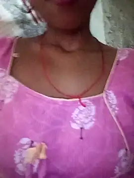 Snapshot of Miss_triha chatting on September 10, 2025, 7:07 am Miss triha online show from September 10, 2025, 7:07 am