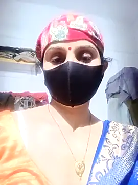 Snapshot of Sumann99 chatting on February 17, 2025, 5:01 pm Sumann99 online show from February 17, 2025, 5:01 pm