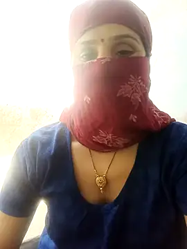 Snapshot of Sumann99 chatting on February 12, 2025, 7:34 am Sumann99 online show from February 12, 2025, 7:34 am