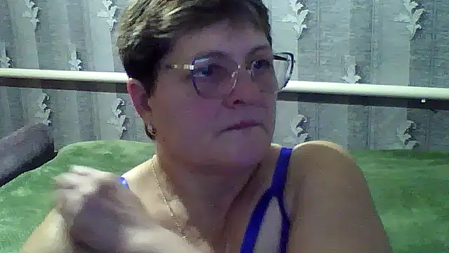 ElzaJewel online show from October 21, 2025, 5:23 pm