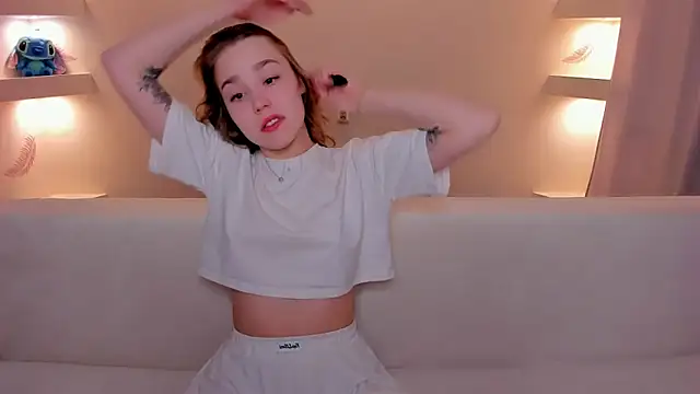 YourMegan online show from November 12, 2025, 6:34 pm