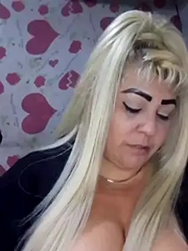 BonniAdams online show from November 27, 2025, 9:37 pm