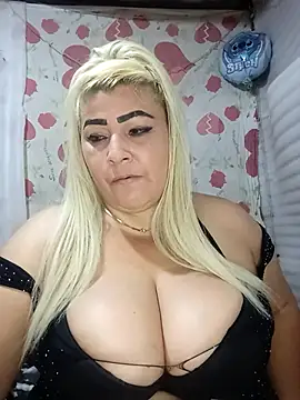 BonniAdams online show from March 18, 2026, 10:43 pm