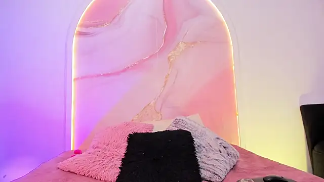 Sofii Lopezz online show from December 19, 2025, 11:34 am