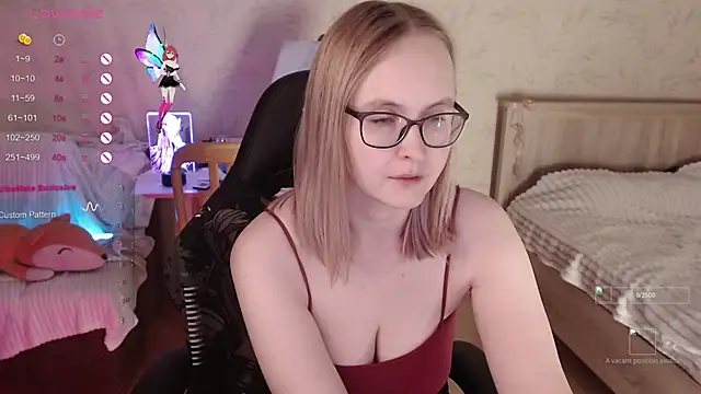 Snapshot of Agatha_Mott chatting on November 22, 2025, 2:10 am Agatha Mott online show from November 22, 2025, 2:10 am