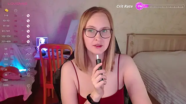 Snapshot of Agatha_Mott chatting on December 15, 2025, 2:17 am Agatha Mott online show from December 15, 2025, 2:17 am