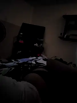 Elgroney23 online show from February 4, 2025, 7:33 pm