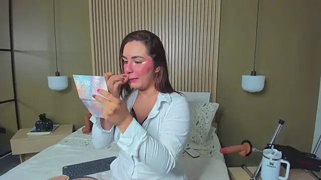 Snapshot of JessyCream chatting on January 14, 2026, 8:34 pm JessyCream online show from January 14, 2026, 8:34 pm