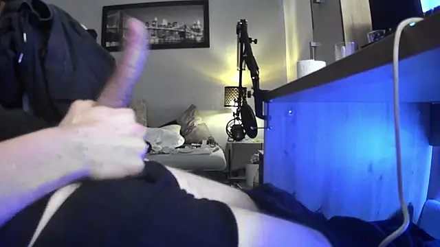 TweakinNoWeakin online show from February 2, 2025, 3:21 am