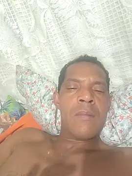 Renato571 online show from September 16, 2025, 1:17 am