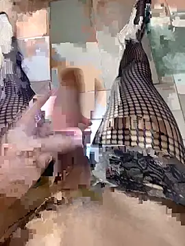 Snapshot of Megan2077 chatting on September 10, 2025, 5:28 am Megan2077 online show from September 10, 2025, 5:28 am