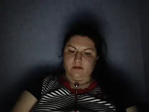 KiraSwee online show from September 26, 2025, 6:26 pm