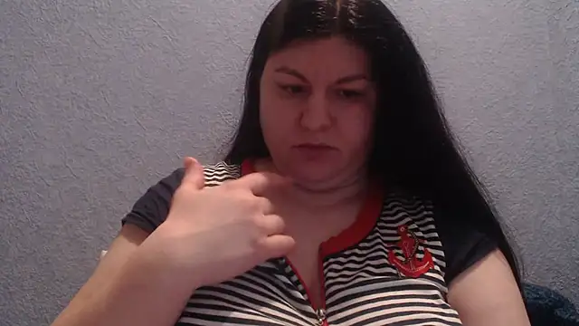 Snapshot of KiraSwee chatting on January 18, 2026, 7:06 pm KiraSwee online show from January 18, 2026, 7:06 pm